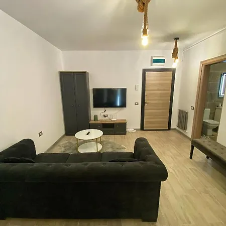아파트 Alezzi 5Thavenueapartment Năvodari