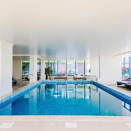 아파트 Alezzi 5Thavenueapartment Năvodari